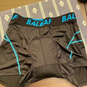 Baleaf Biking Padded Compression Shorts (Size XL)